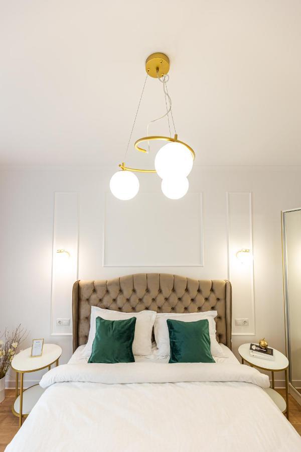 Moon Luxury Apartment - Sunset View Cluj-Napoca Ngoại thất bức ảnh