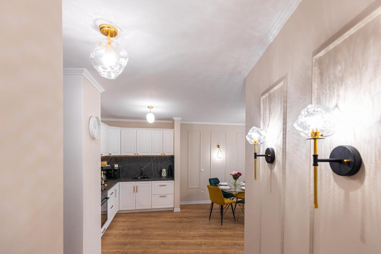Moon Luxury Apartment - Sunset View Cluj-Napoca Ngoại thất bức ảnh