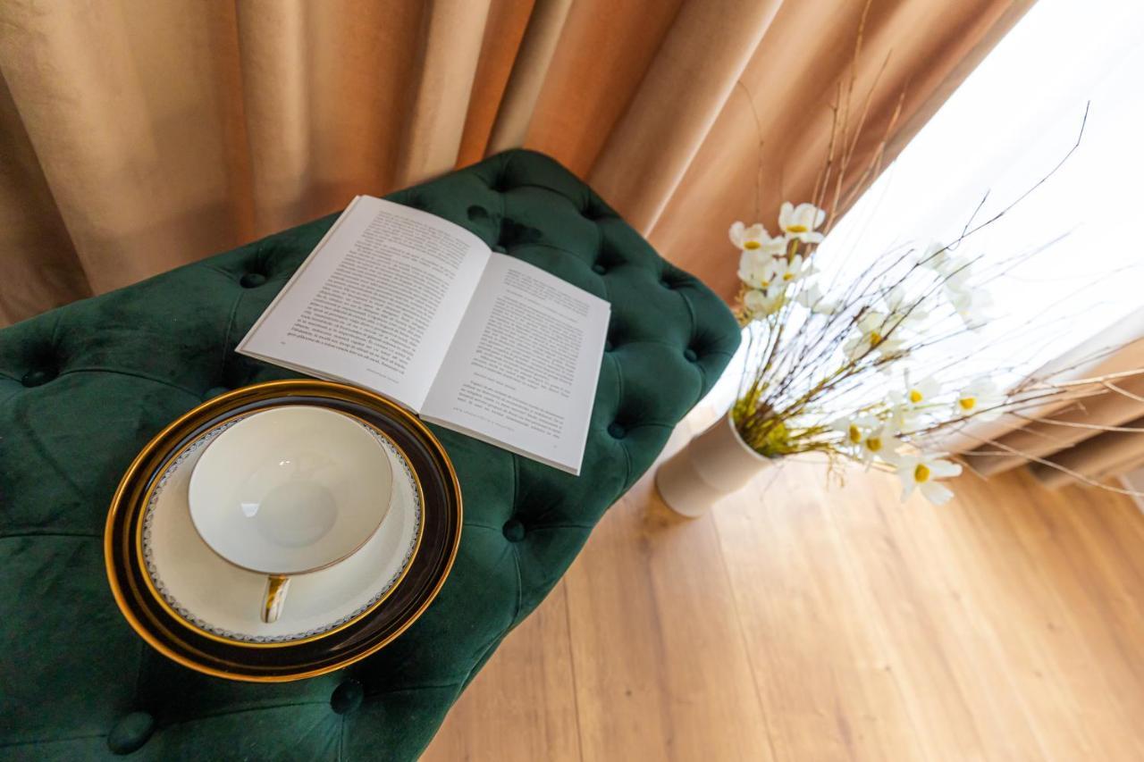 Moon Luxury Apartment - Sunset View Cluj-Napoca Ngoại thất bức ảnh