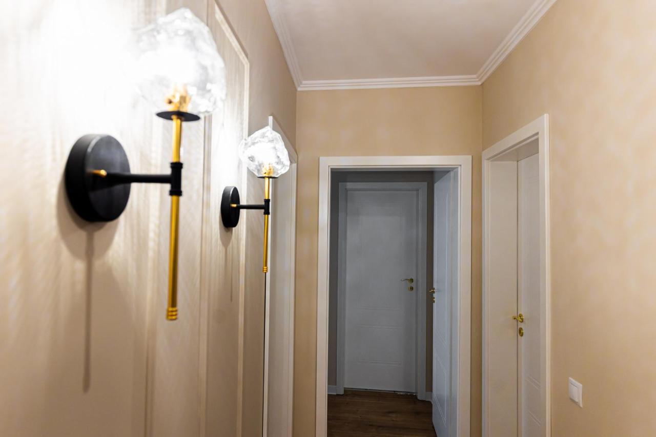 Moon Luxury Apartment - Sunset View Cluj-Napoca Ngoại thất bức ảnh